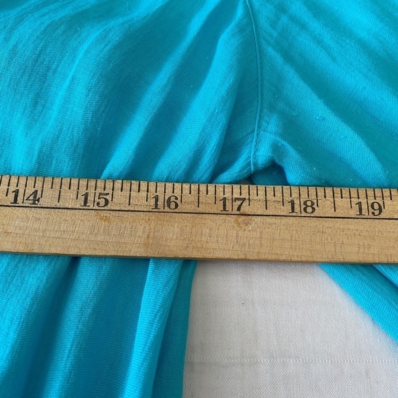 Wallis Women's‎ Aqua 3/4 Sleeve V-neck Blouse Size Small - Picture 8 of 11